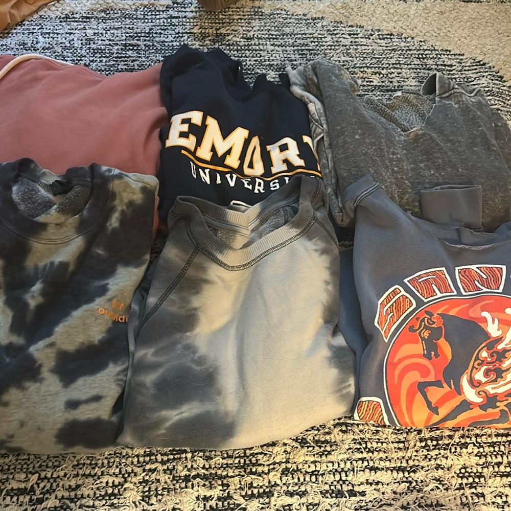 Bundle of sweatshirts